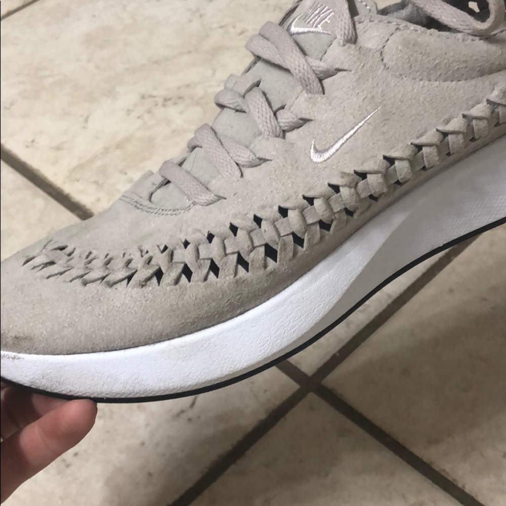 Nike everyday wear shoes